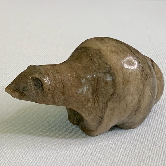 Vintage Raccoon Fetish Canadian Inuit Hand Carved Native Animal Sculpture 2.75" - Picture 5 of 16